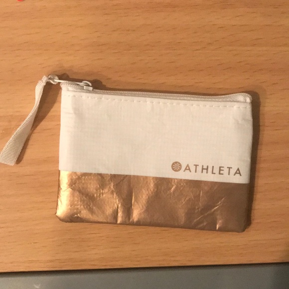 LAST ONE 2017 ATHLETA HOLIDAY COIN PURSE - Picture 2 of 5